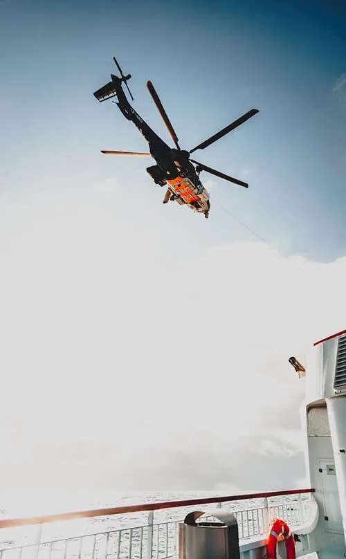 We have best luxury helicopter services for you. - 亿万28